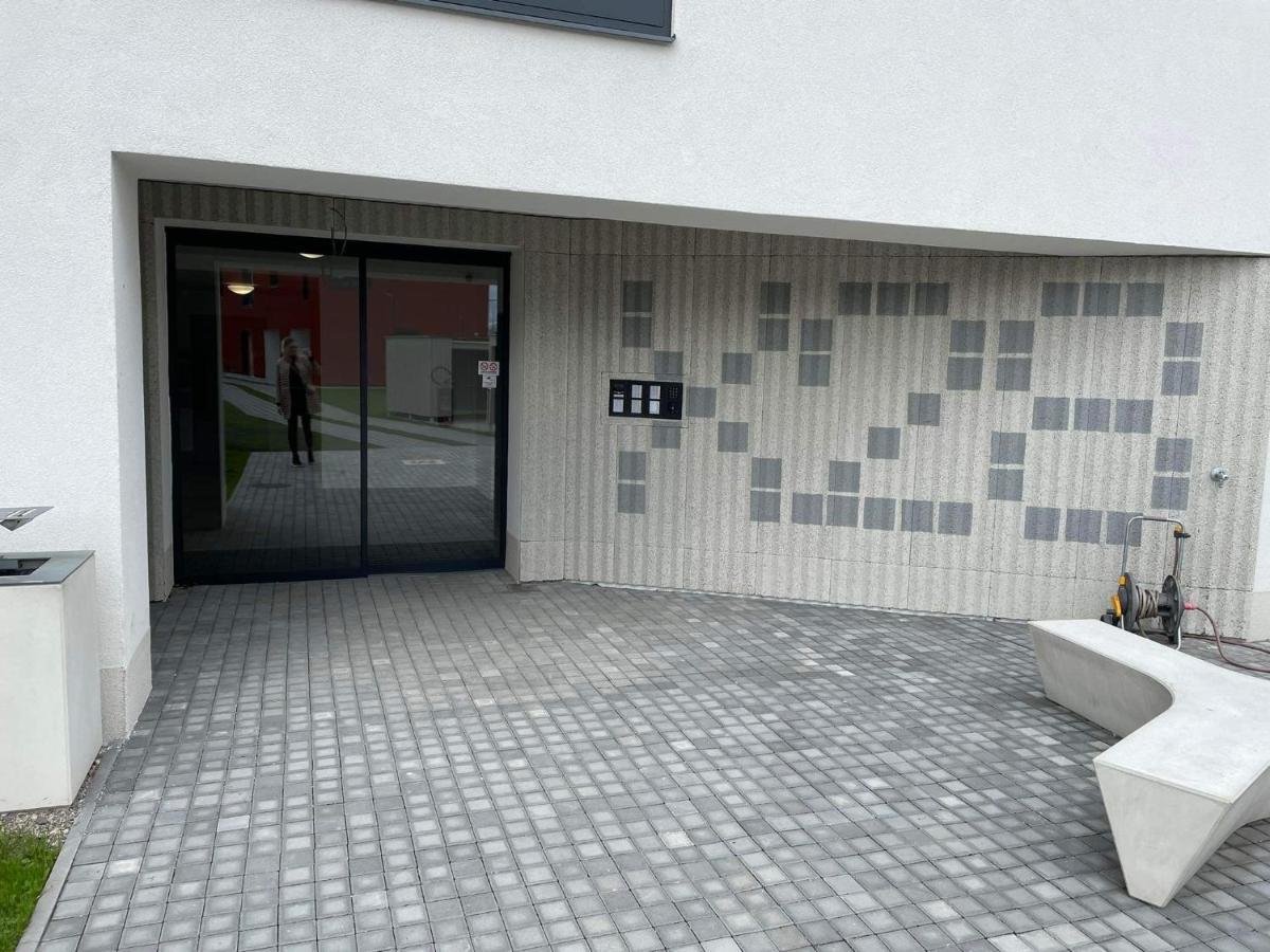 Mikuloff Apartment Микулов Екстериор снимка